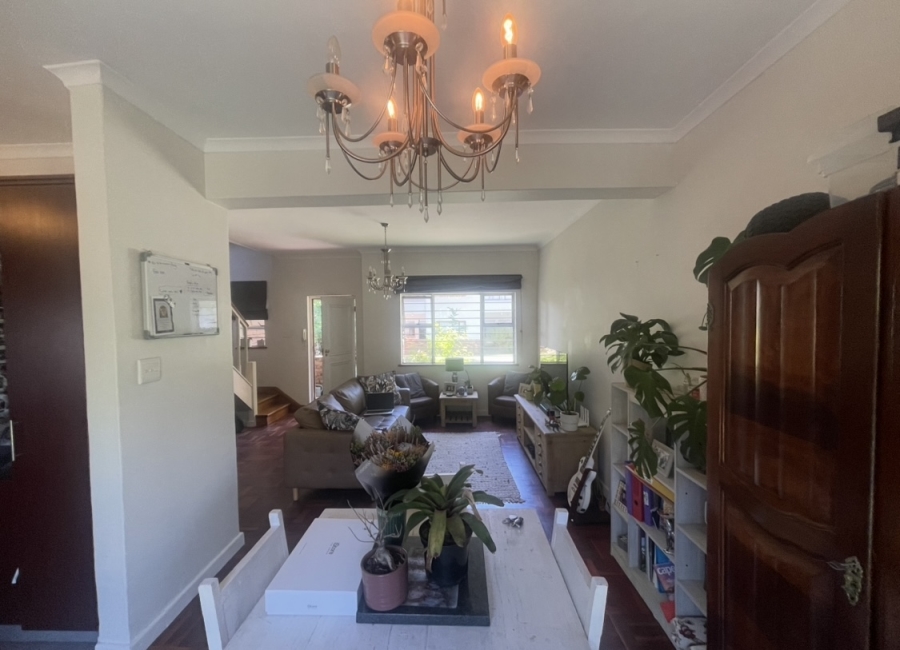 To Let 2 Bedroom Property for Rent in Kenilworth Western Cape